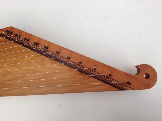 Kolrosing on Kantele