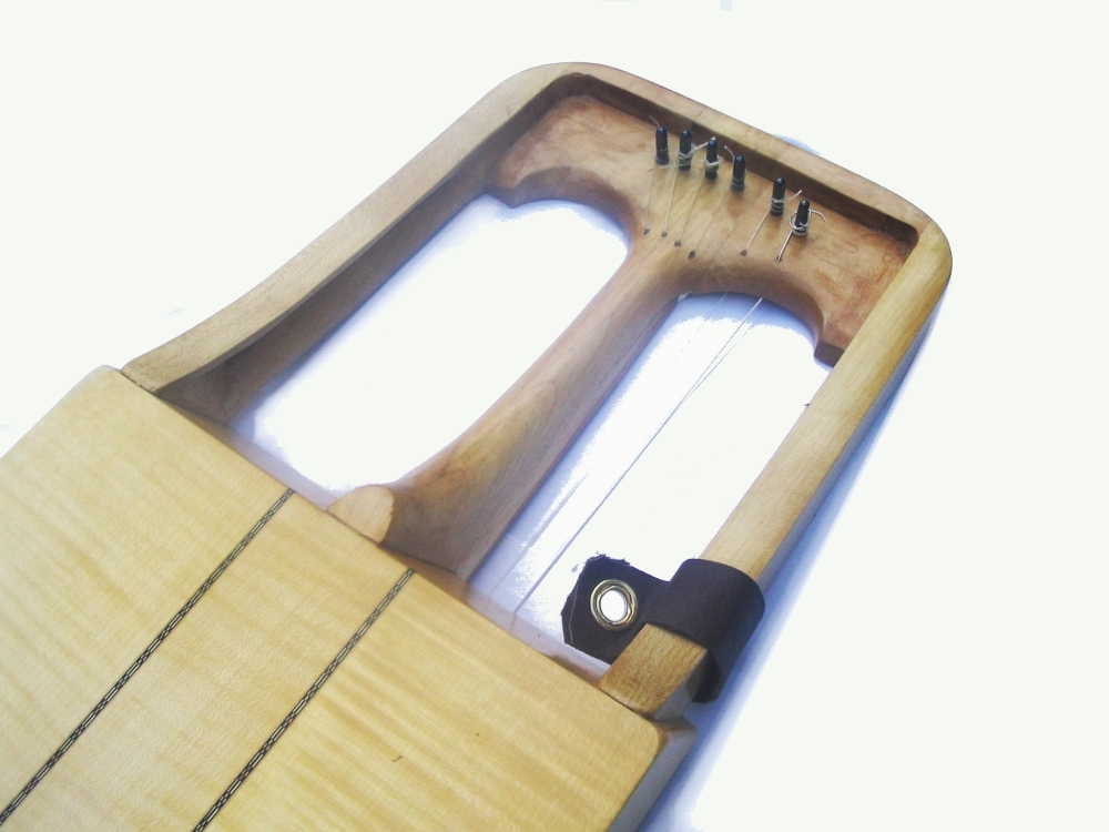 back view of blonde crwth