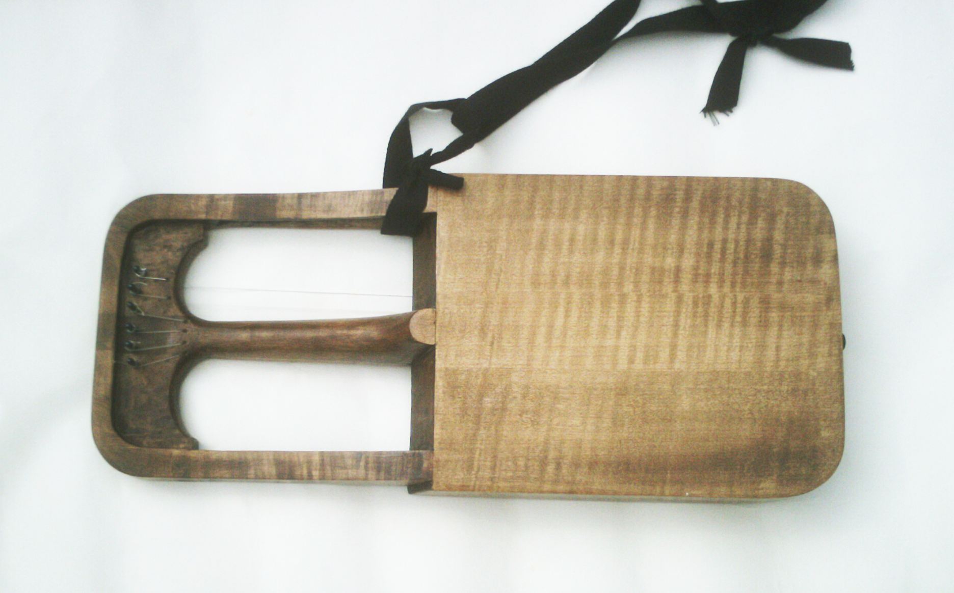 crwth back