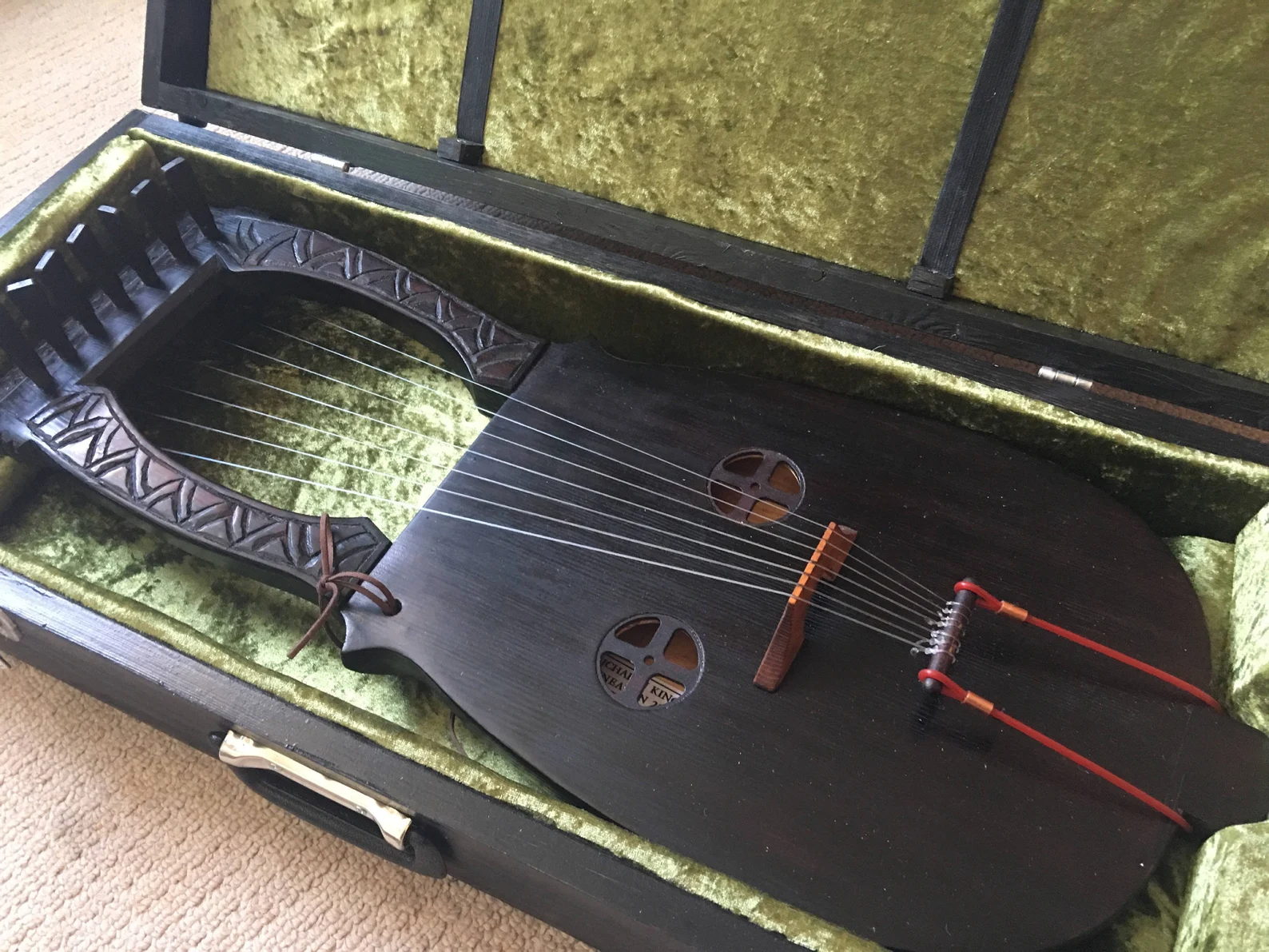 kravik lyre in case