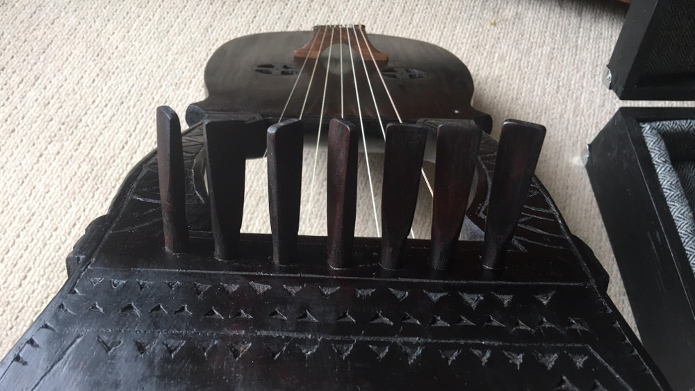 pegs