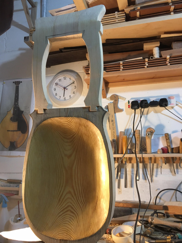 construction, inside the
instrument