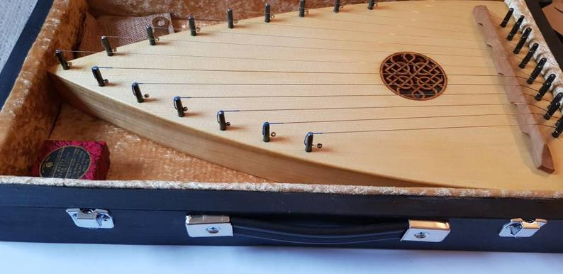 psaltery in case