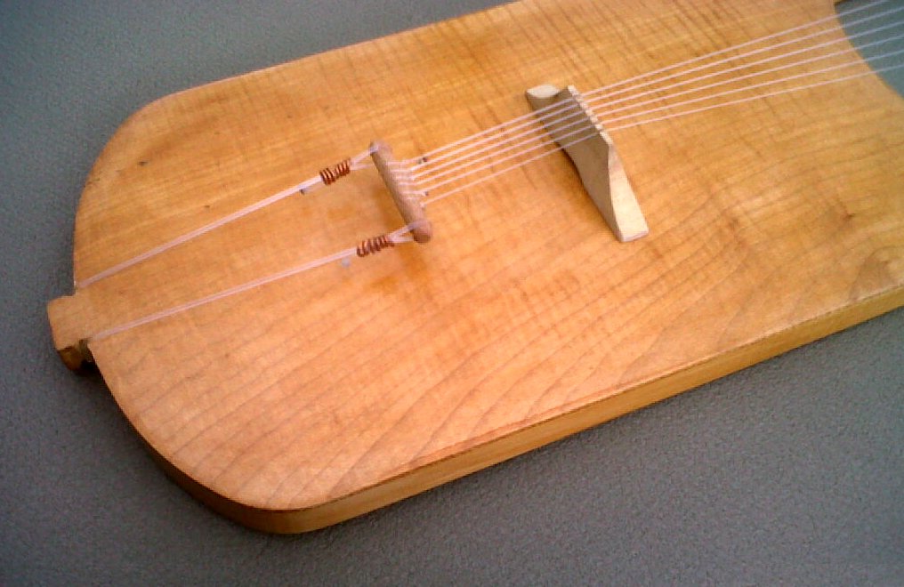 headof lyre